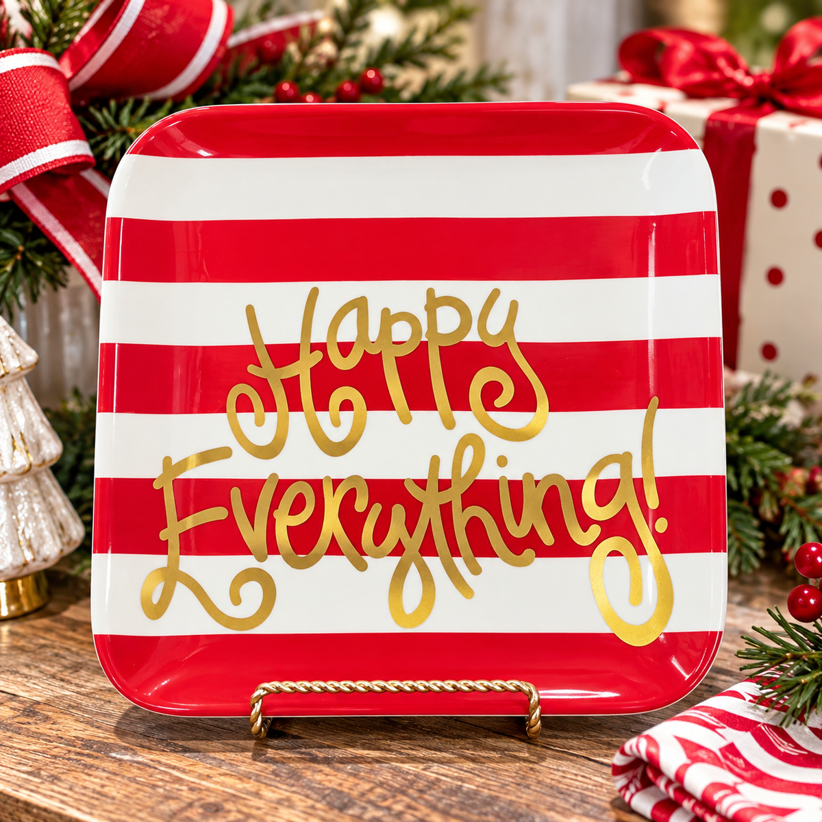 Red/White Happy Everything Plate