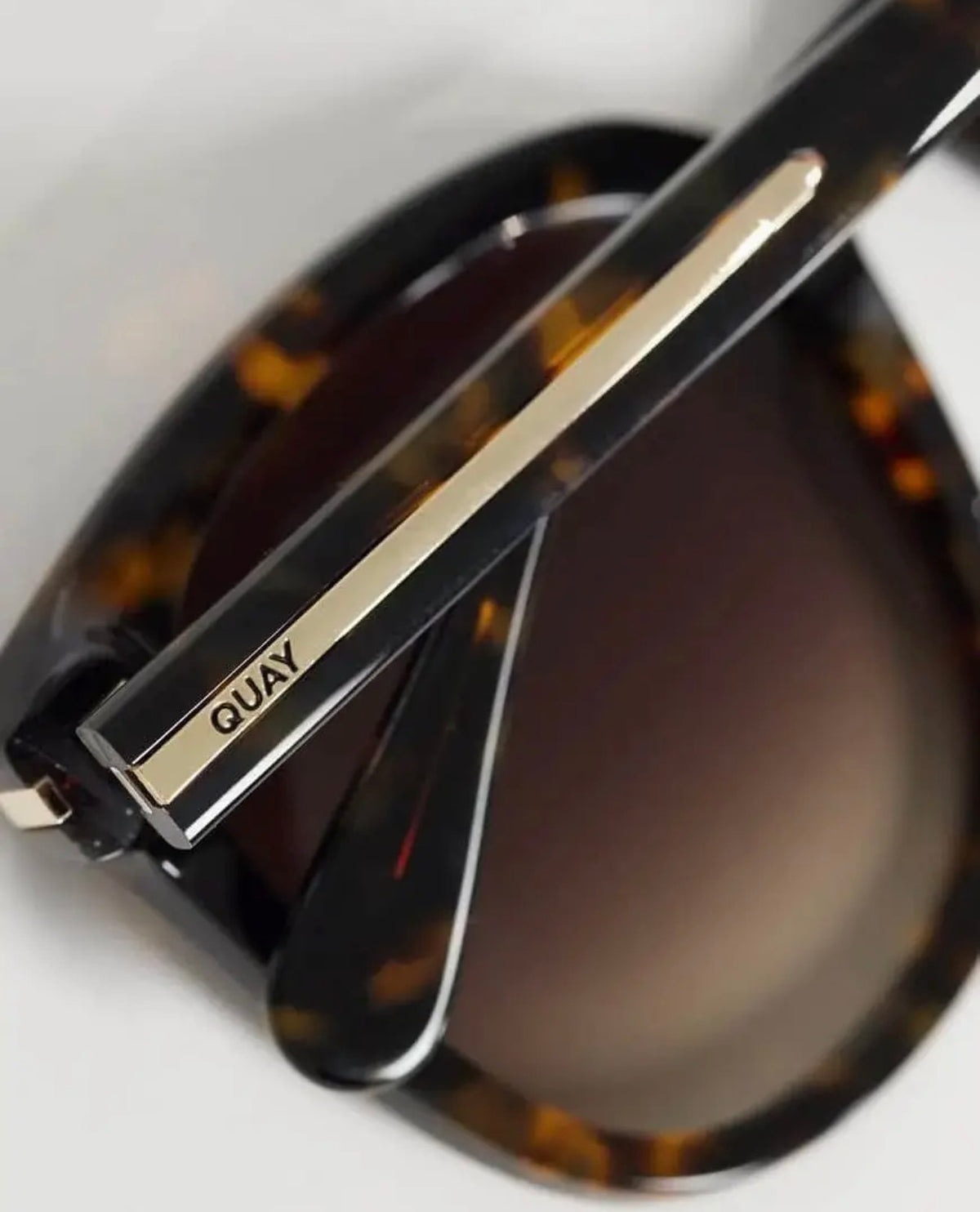 Rent Free | QUAY Sunnies