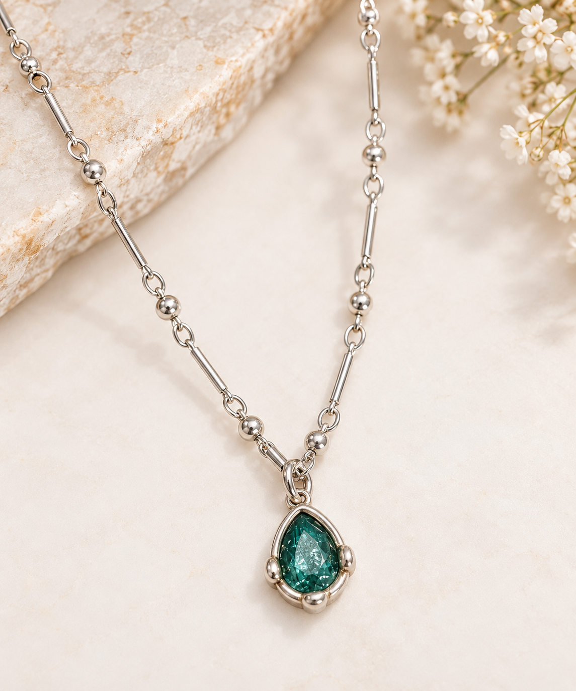 Presagio Necklace | Silver | Green