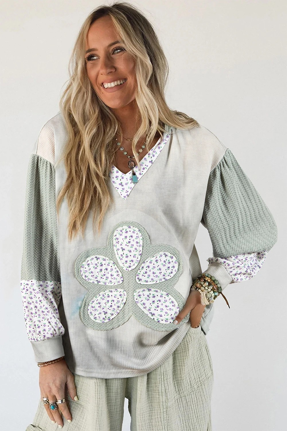Sweet Bloom Pullover
