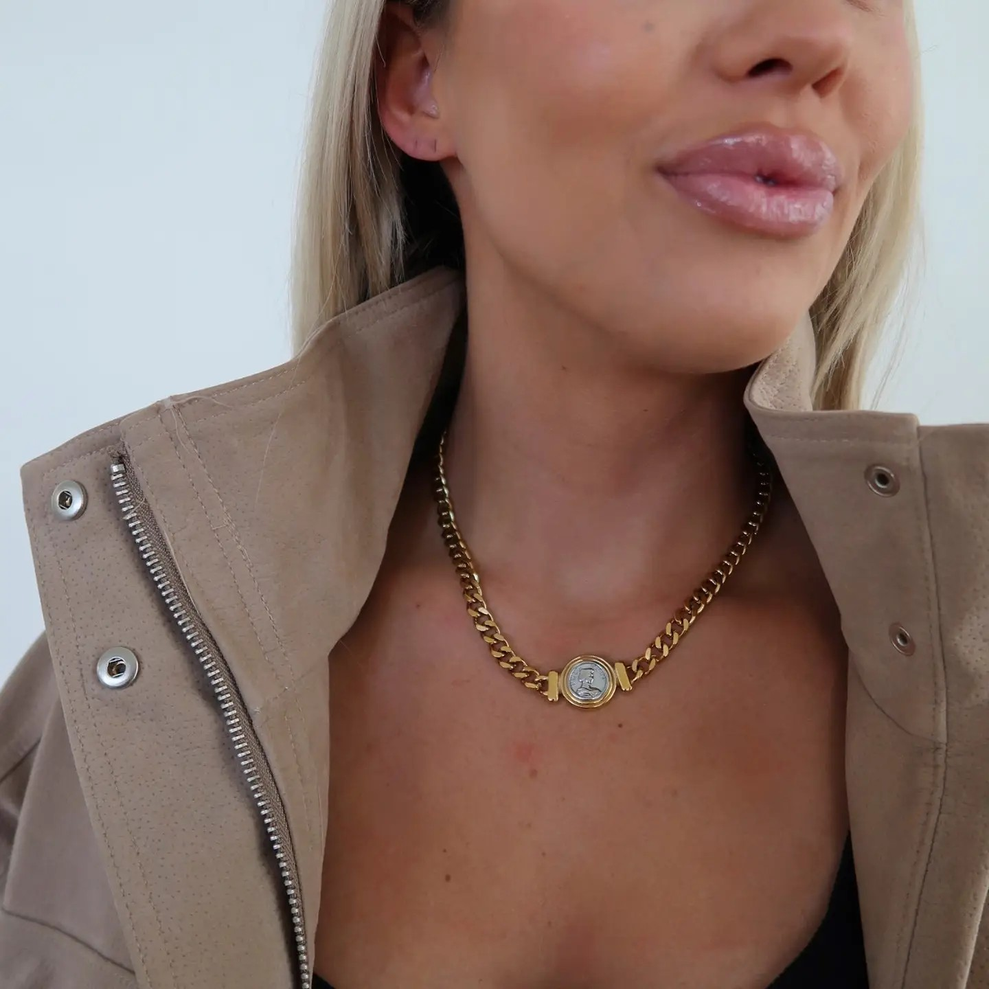 Bella Necklace
