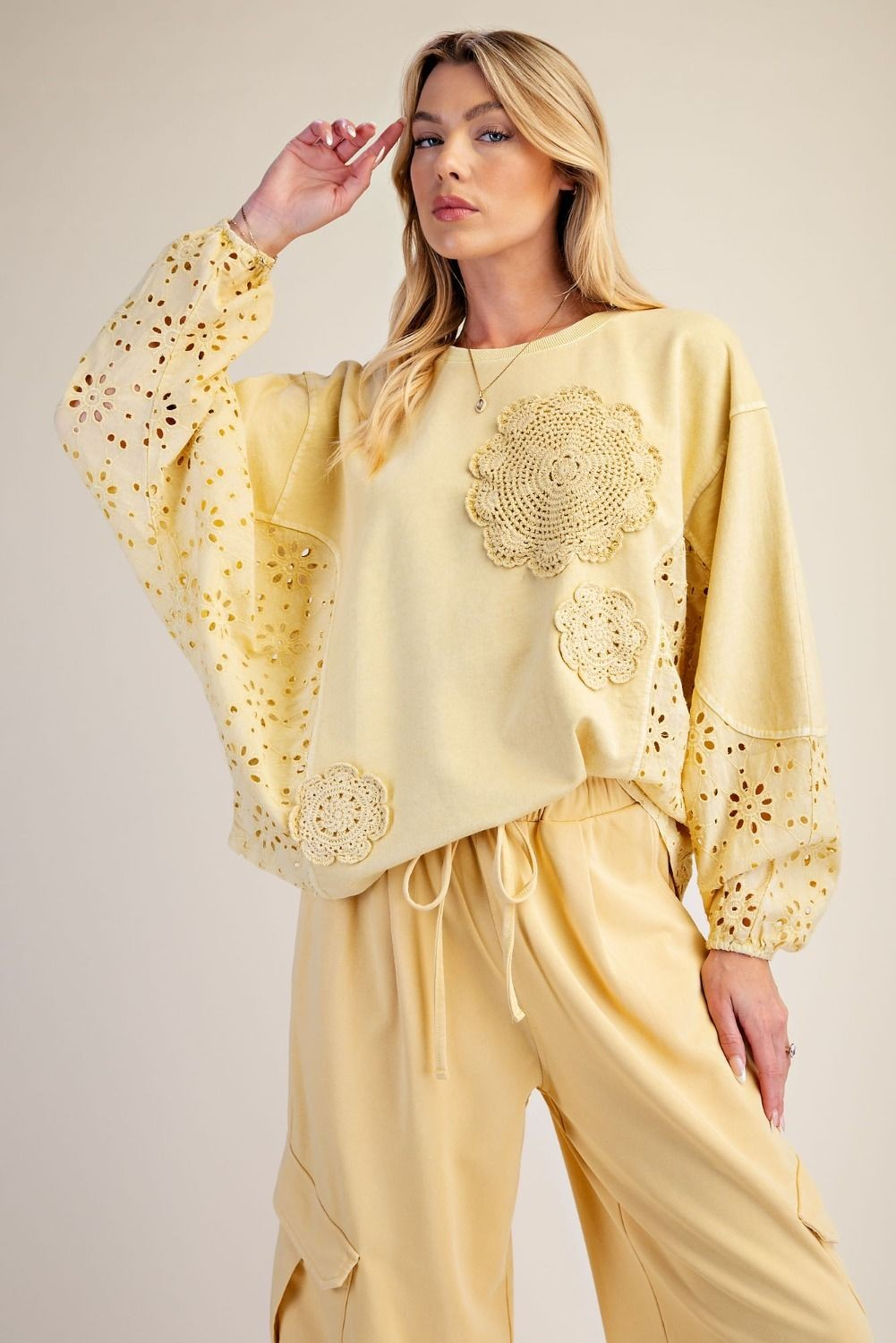 FREE SPIRIT DETAIL TOP