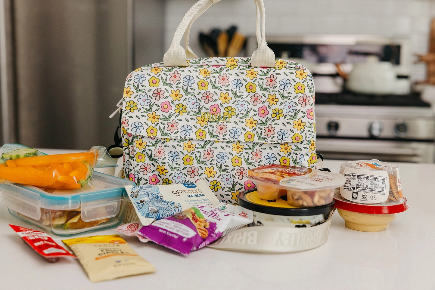 Petal Pursuit Lunch Box | Brixley