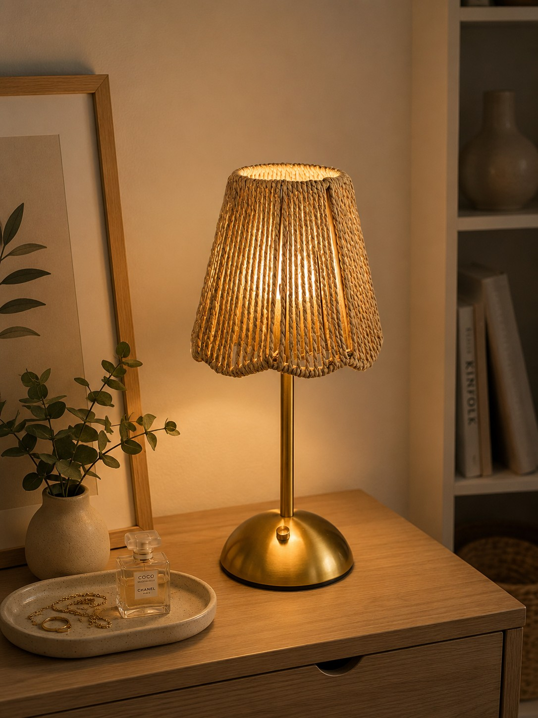 The Stevie LED Cordless Lamp