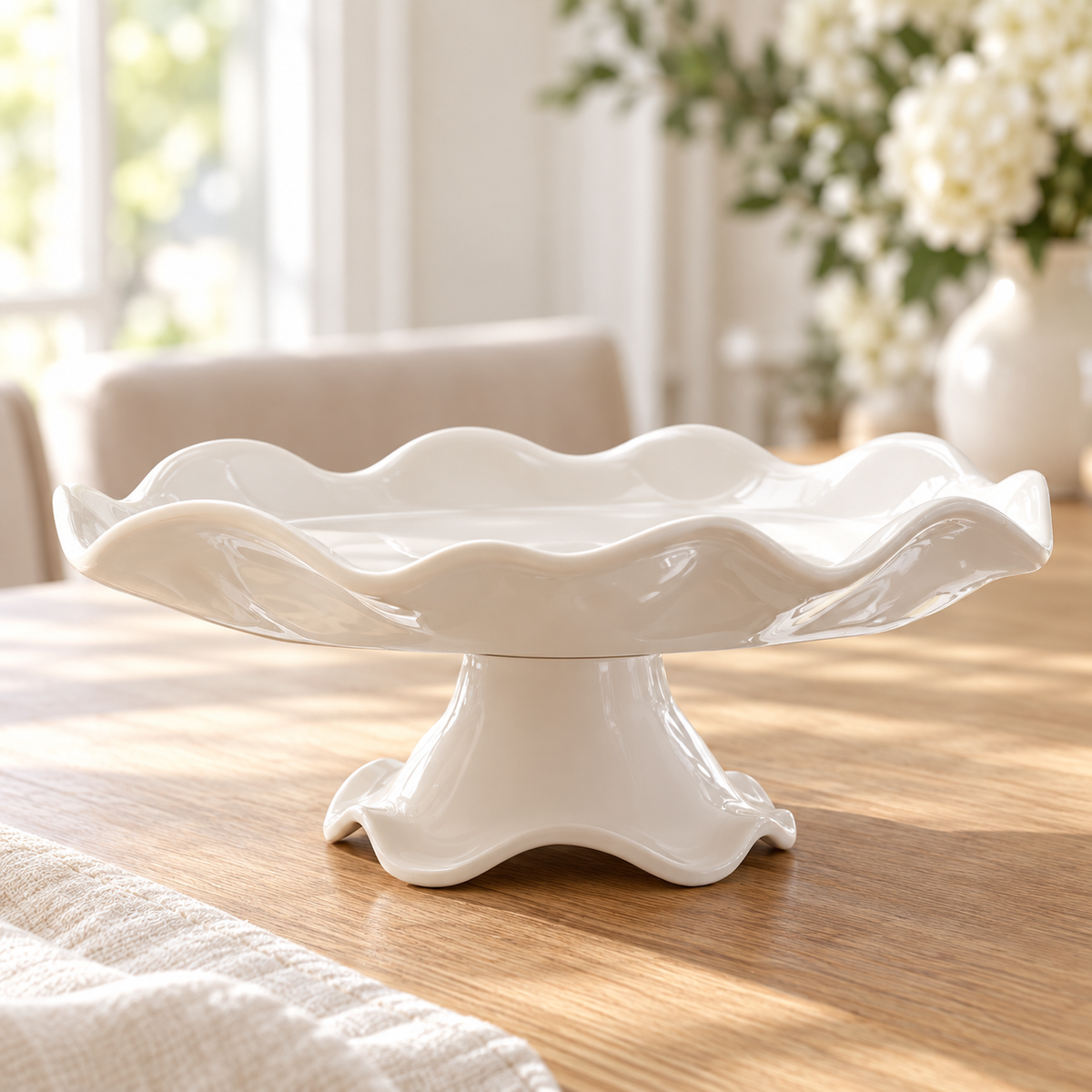 Pedestal Cake Stand | Beatriz Ball