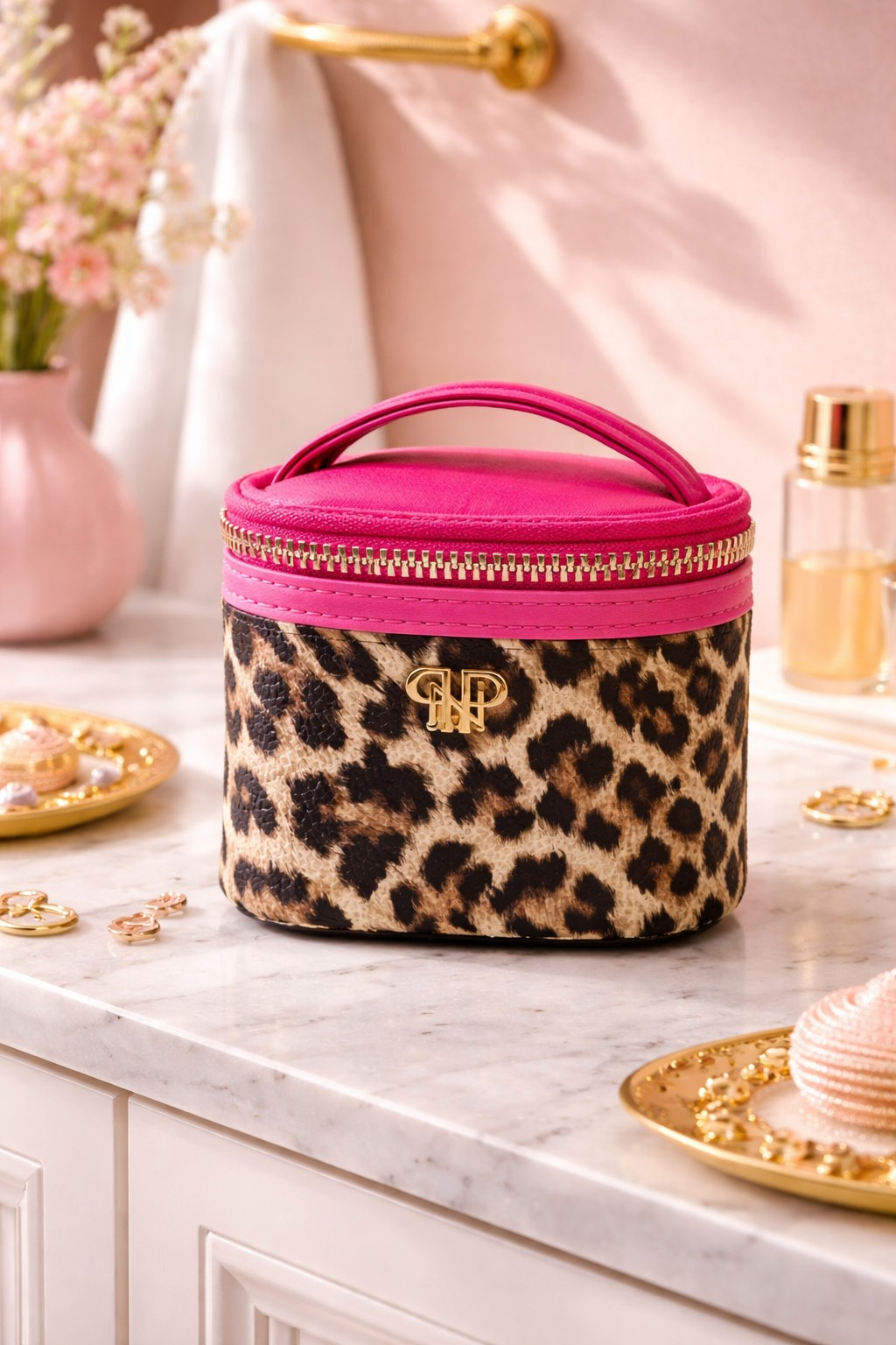 Fierce Leopard Getaway Jewelry Case