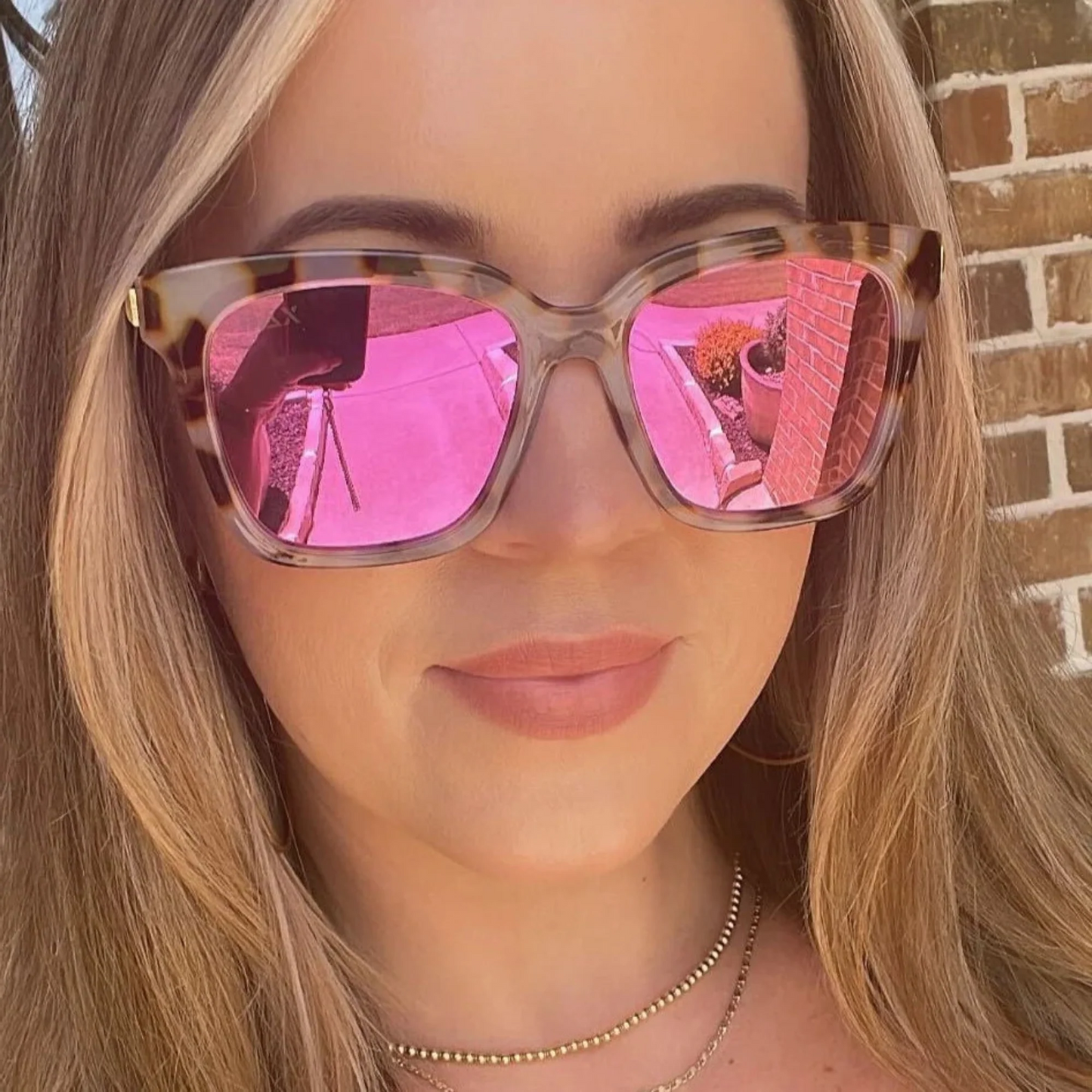 Lyla Hot Pink | Dax Eyewear