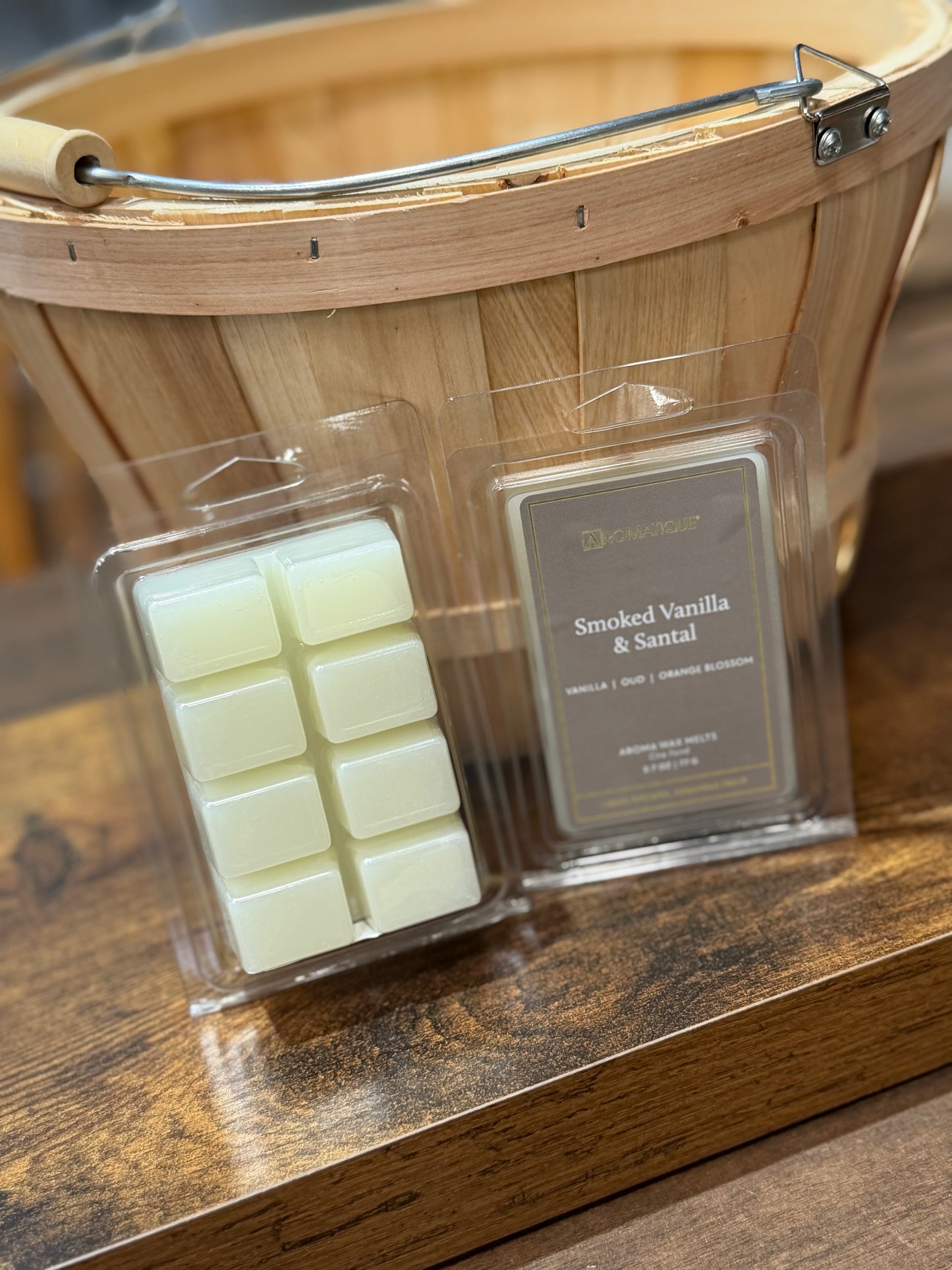 Smoked Vanilla & Santal Wax Melts | Aromatique