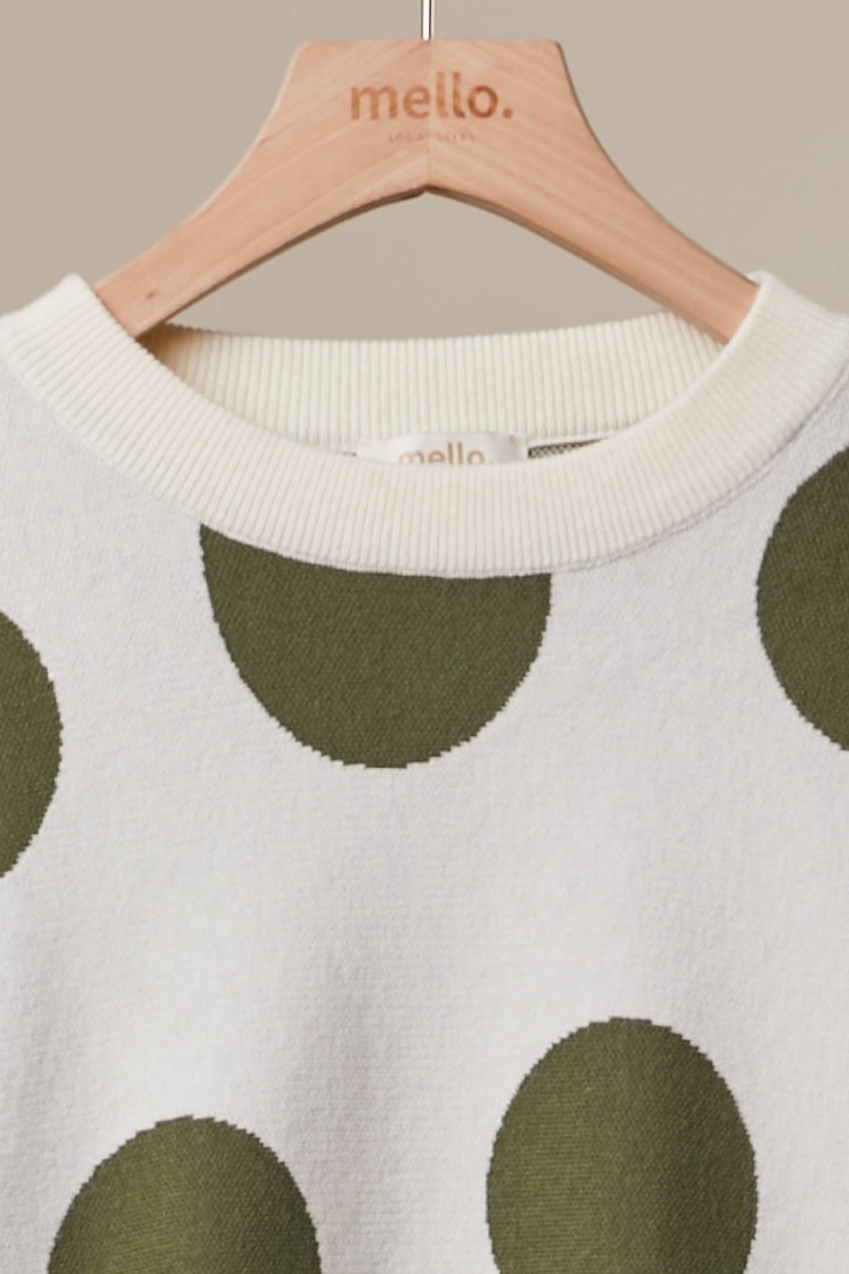 Dottie Darling Sweater 🤍🖤