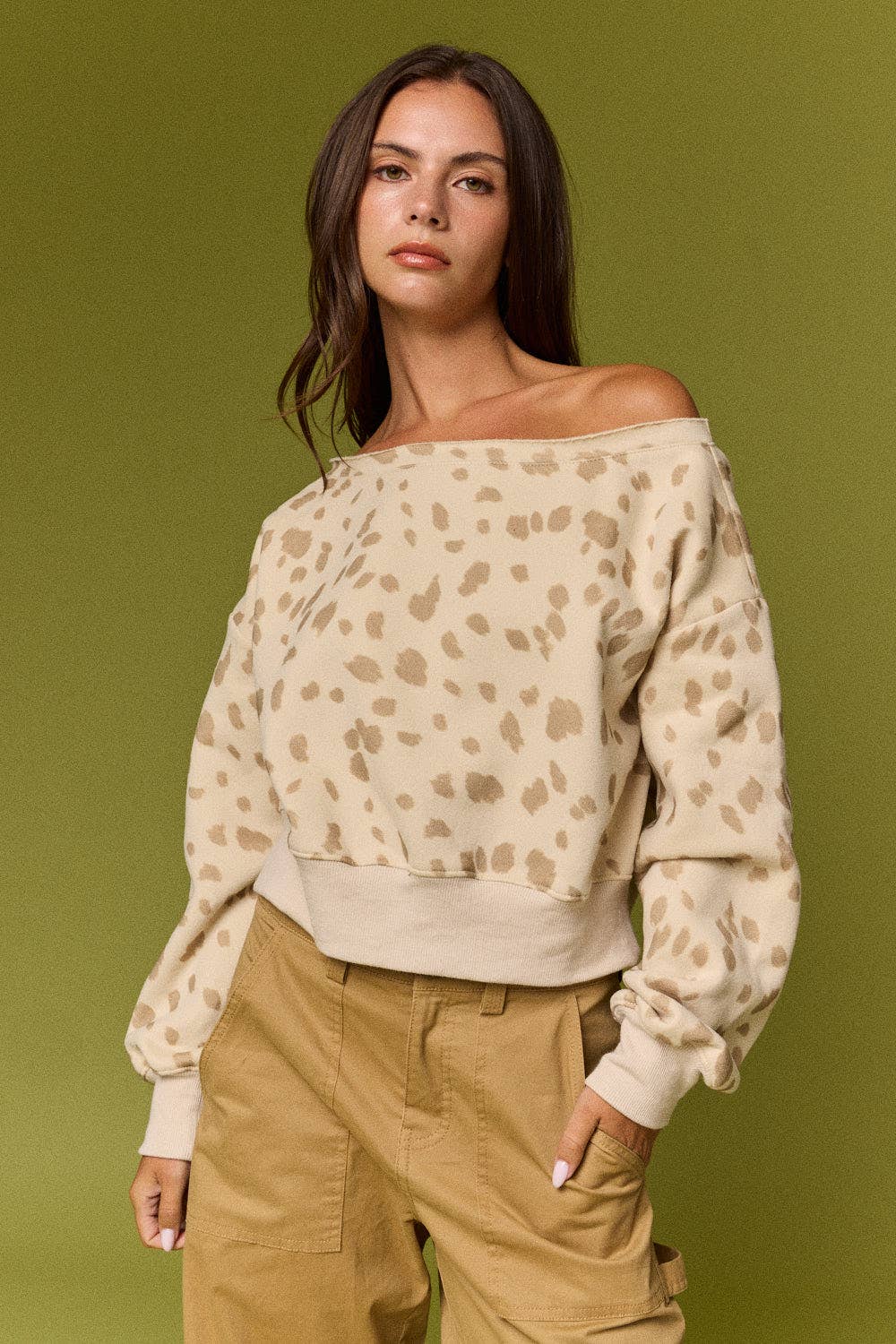 Dotted Print Off-Shoulder Sweatshirt