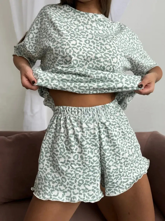 Leopard 2-Piece Lounge Set