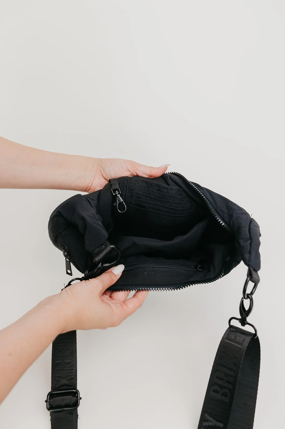 Onyx Crescent Bag |Brixley
