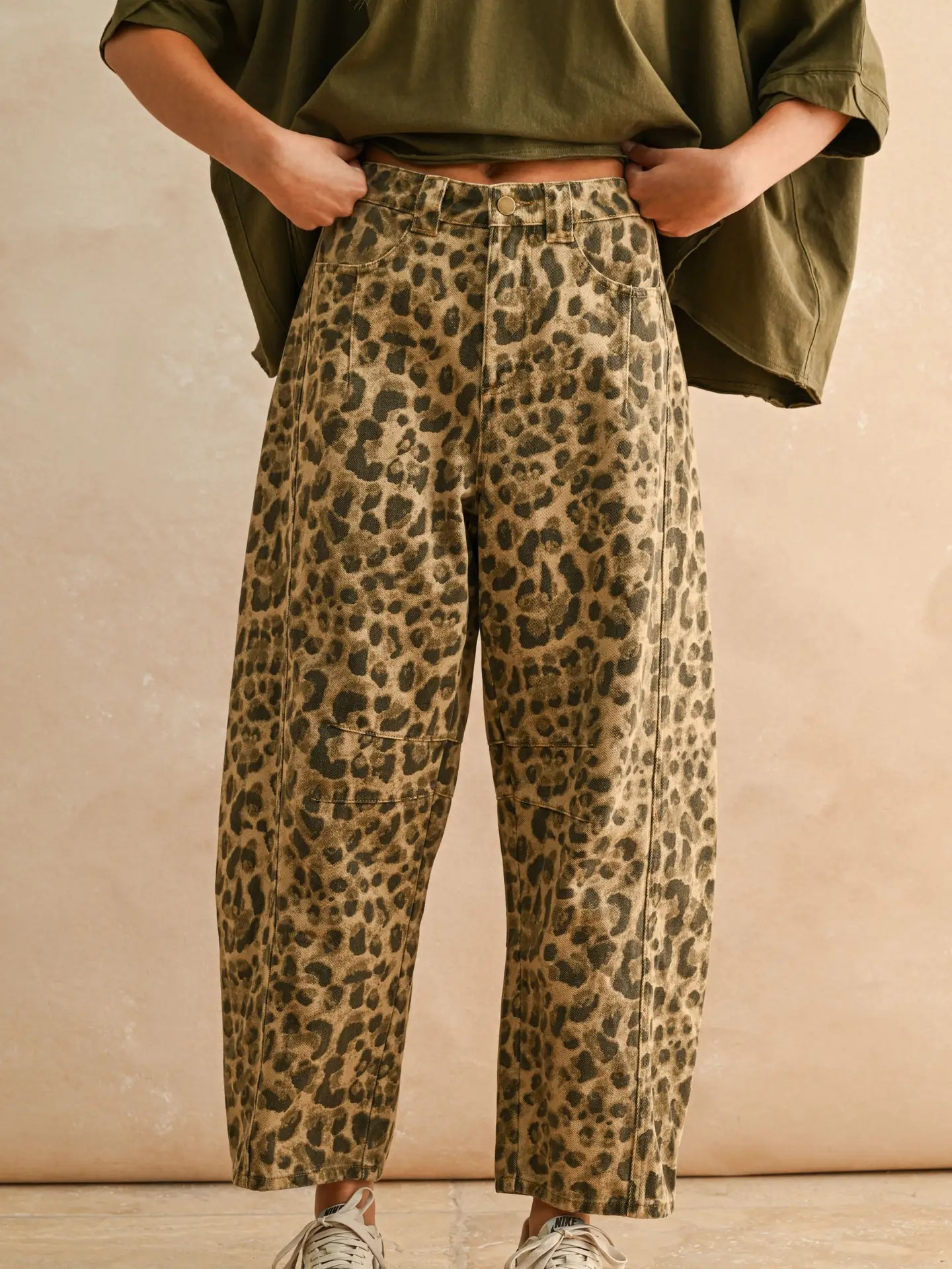 Leopard Printed Barrel Pants