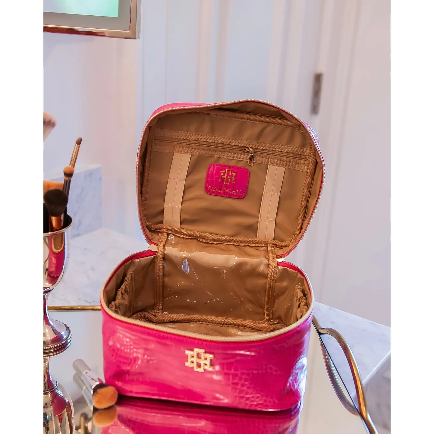 Hampton Train Case | Hot PInk