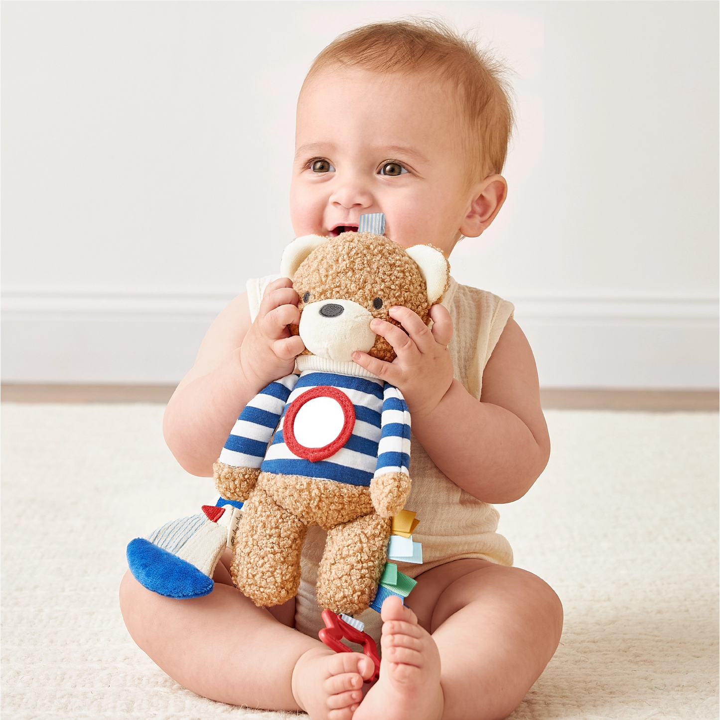 Bitzy Traveler Bear | Itzy Ritzy
