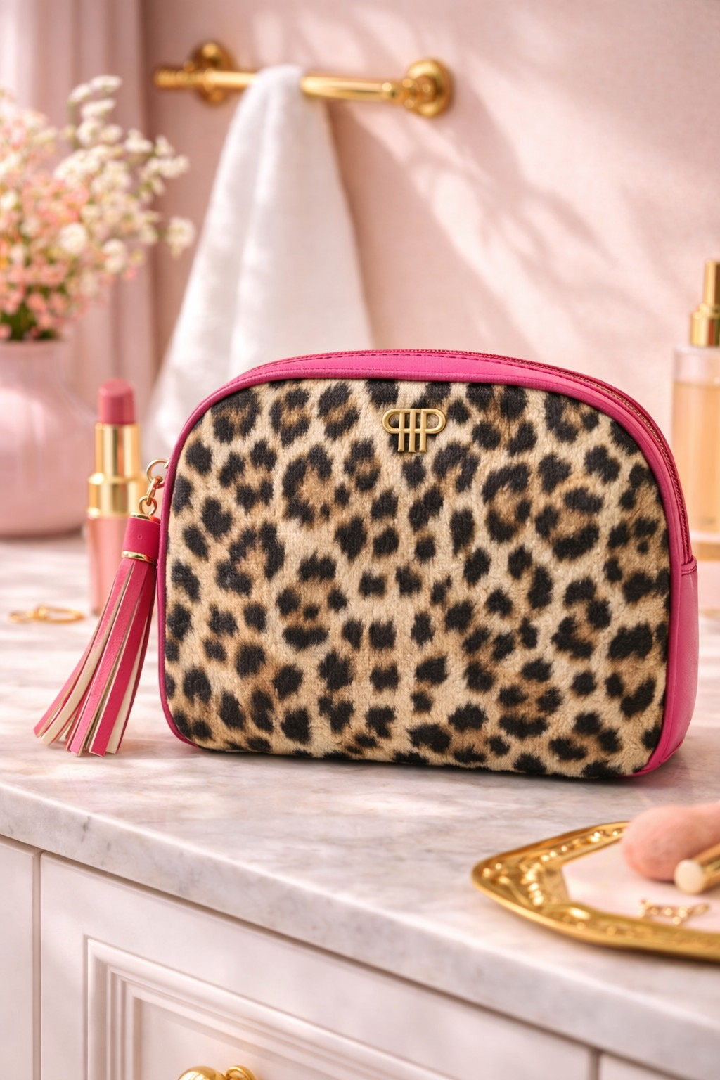 Fierce Leopard Glam Makeup Case